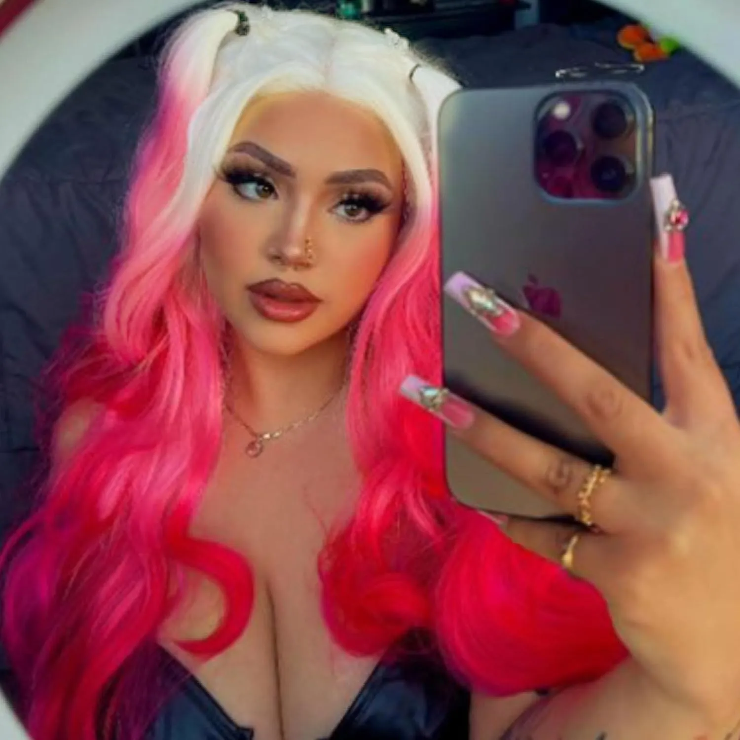 613 Blonde Pink Wig Hair Lace Front Wigs Long Straight Soft Natural Hair Blonde Ombre Hot Pink Color Glueless Heat resistant Synthetic Lace Front Wigs for Fashion Women 24 Inch
