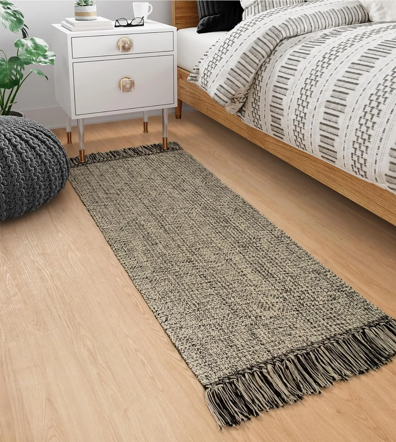 Collive Hallway Runner Rug, 2x5 Washable Natural/Black Modern Entryway Runner Rug Hand-Woven Cotton Boho Kitchen Runner Rugs for Bedroom Laundry Room Rug Front Door Farmhouse Bathroom Rug Outdoor