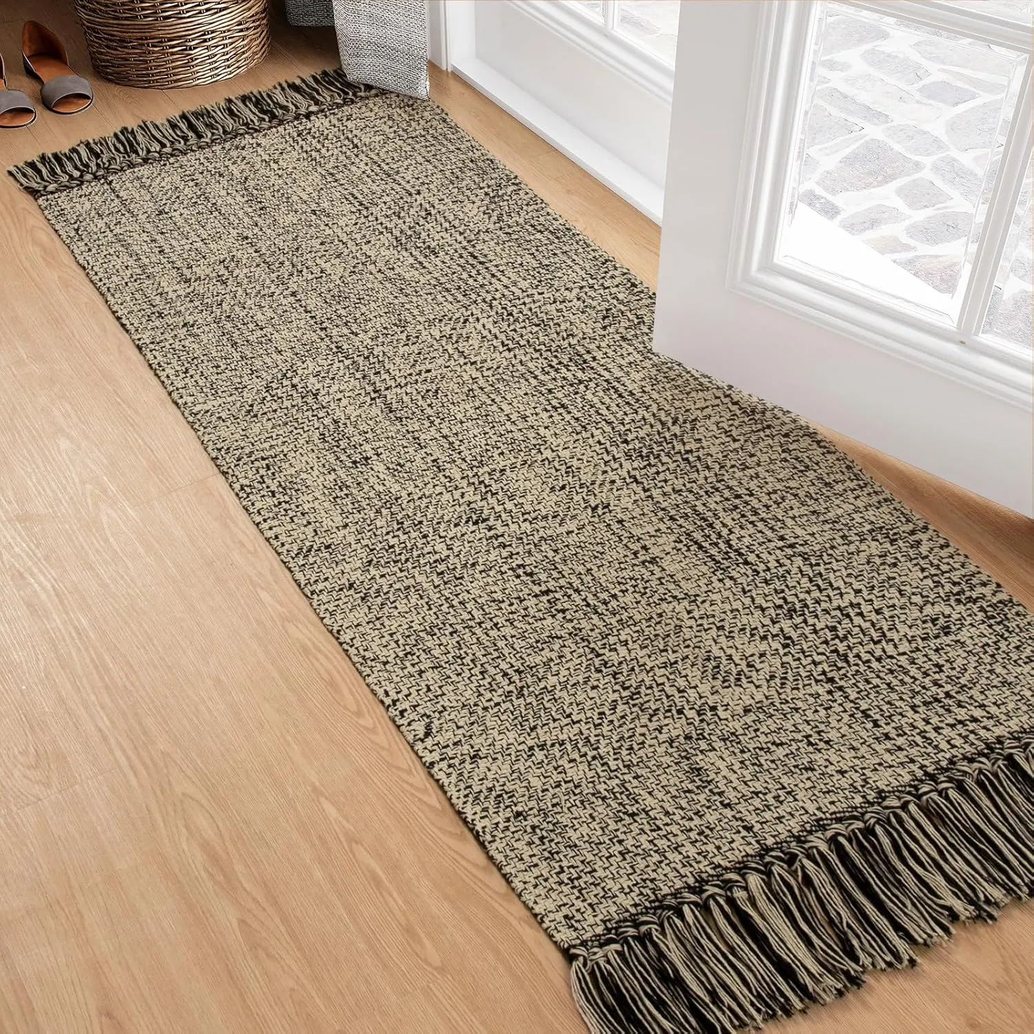 Collive Hallway Runner Rug, 2x5 Washable Natural/Black Modern Entryway Runner Rug Hand-Woven Cotton Boho Kitchen Runner Rugs for Bedroom Laundry Room Rug Front Door Farmhouse Bathroom Rug Outdoor