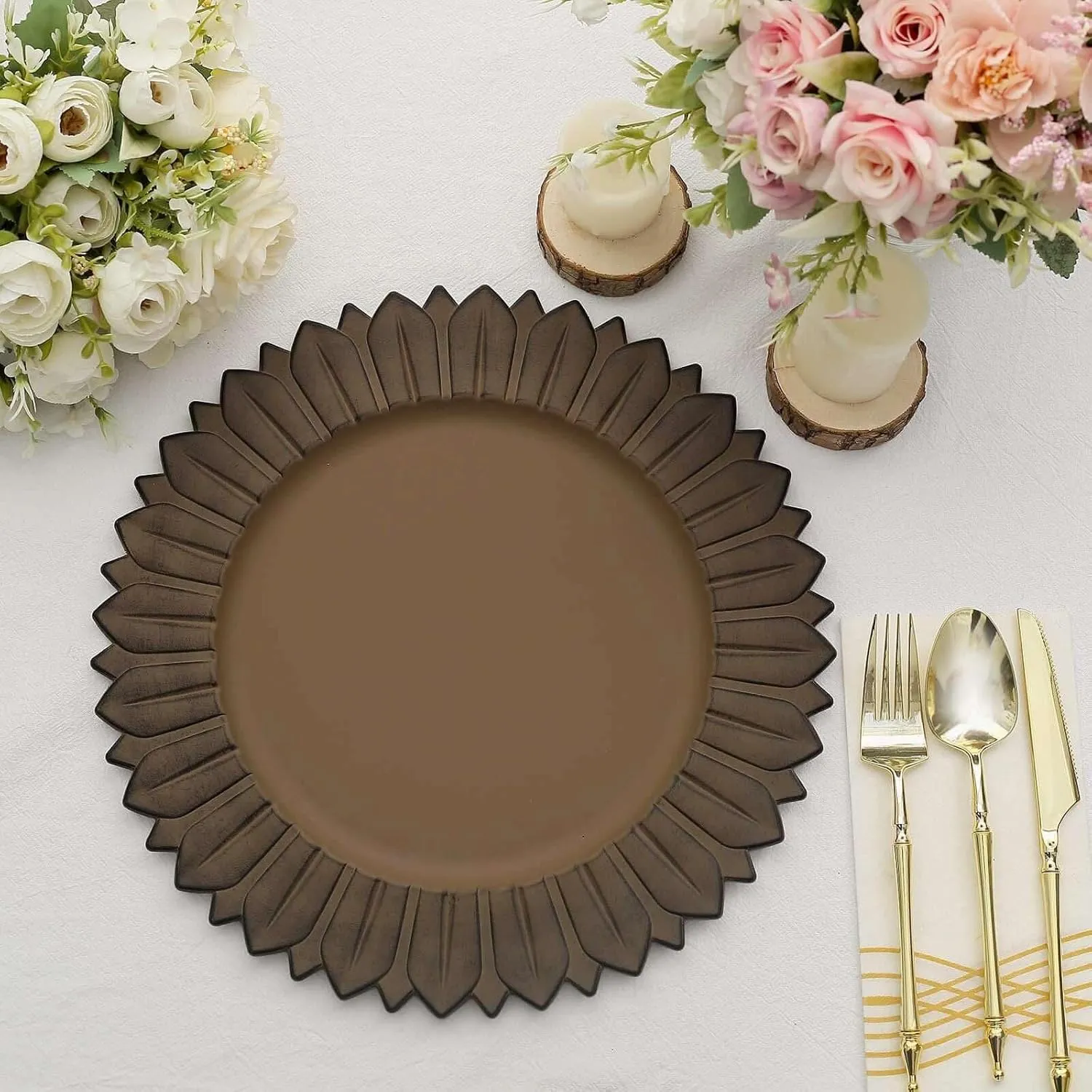 Efavormart 12-Pack Plastic Charger Plates 13" Round Natural with Sunflower Rim - Matte Finish Disposable Dinner Charger Tableware