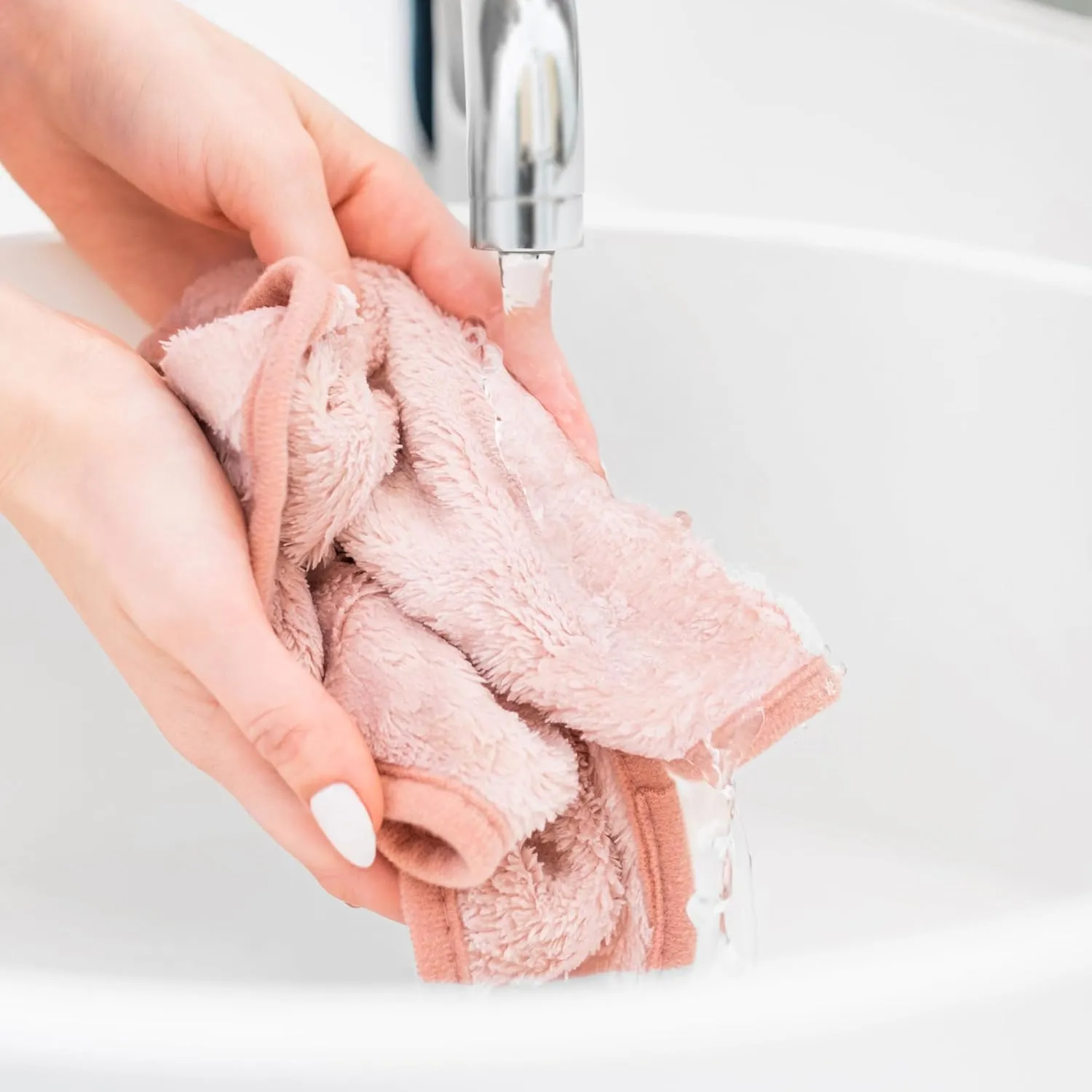 ERASE YOUR FACE Eco-Friendly Makeup Remover Cloths - Reusable Microfiber Face Towels to Cleanse & Remove Makeup - Water Activated, Dual-Sided Design for Easy Use - Eco-Friendly Packaging (4 Count)