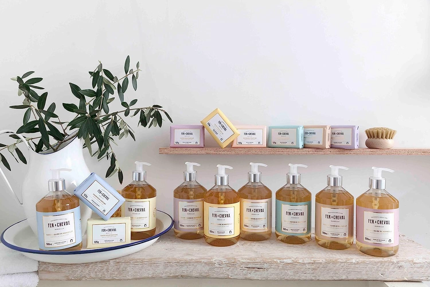 Fer à Cheval Liquid Marseille Soap, French Luxury Savon Liquide De Marseille Soap, Amber Jasmine, 500ml/16.9fl oz