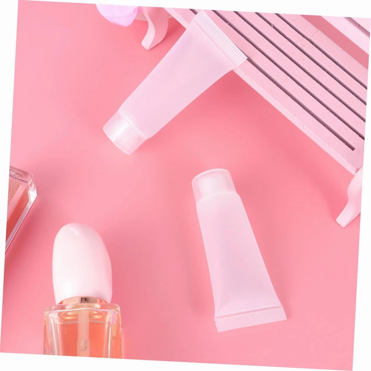 FRCOLOR Lip Gloss Containers 60 Pcs Makeup Bottle Clear Cosmetic Container Refillable Lotion Tube Lip Gloss Airless Pump Jar Kit Cream Tubes Small Perfume Spray Bottle Empty Cream Bottles Cream White