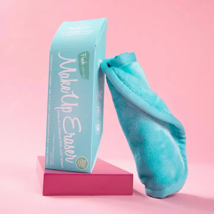 Fresh Turquoise Full Size MakeUp Eraser