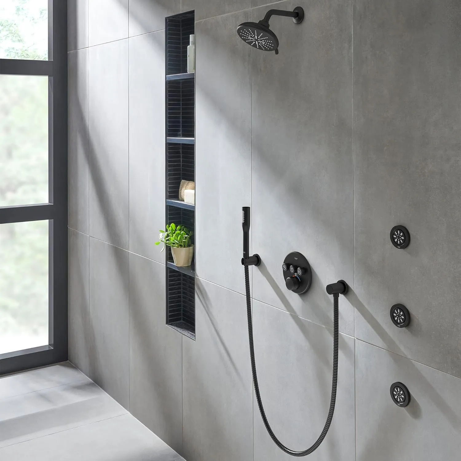 GROHE 267892430 Rainshower SmartActive 6.5" Showerhead 1.75 GPM, 3 Sprays, Matte Black