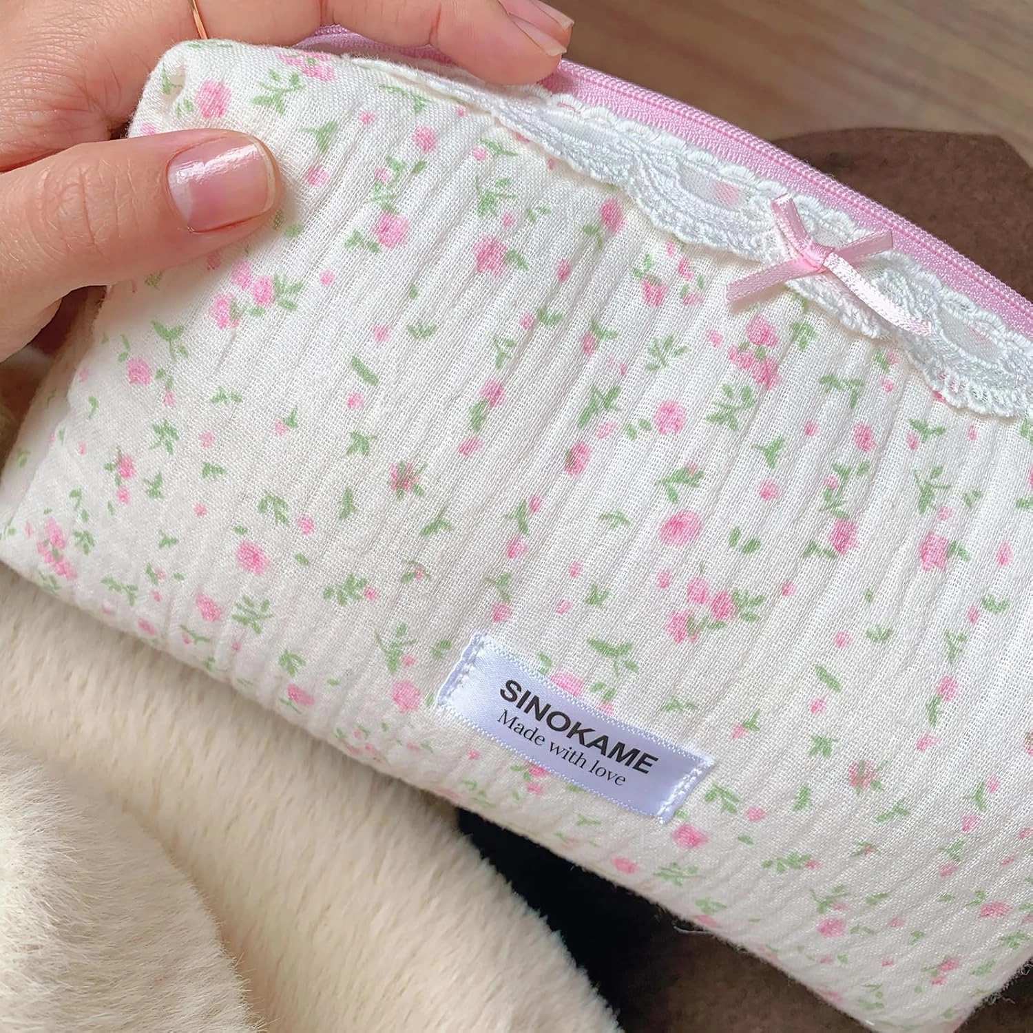 Handmade Cotton Quilted Floral Makeup Bag, Bow Small Cosmetic Bag Cute Coquette Fluffy Soft Reusable Toiletry Pouches Organizer, Reusable Washable Bags for Women Gifts(Springknows)