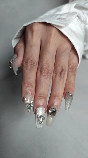 Handmade Press on Nails - Vividvibe Long Coffin Flash Glitter Cat's eye stereo diamond.Re-usable and Eco-friendly,Come with Glue Tabs,10 pcs (Silver diamond, M),Midnight smoke