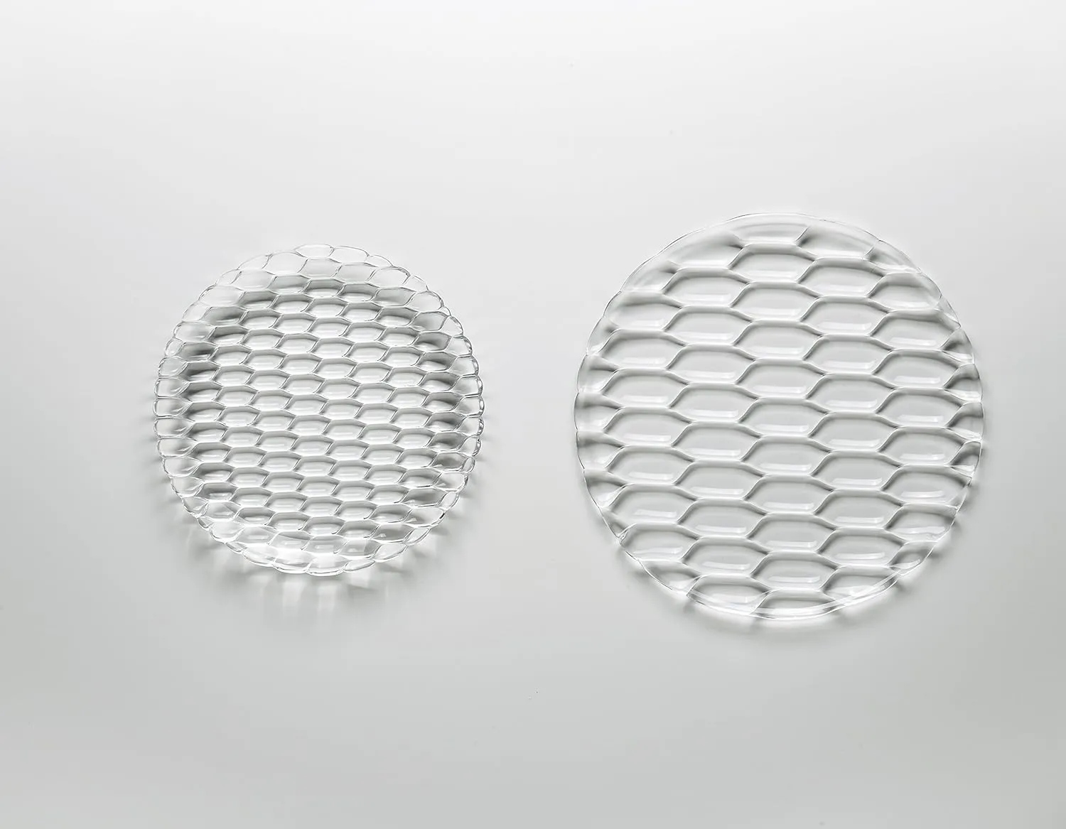 Kartell Jellies Family Plate by Patricia Urquiola, Pack of 4, Transparent Crystal