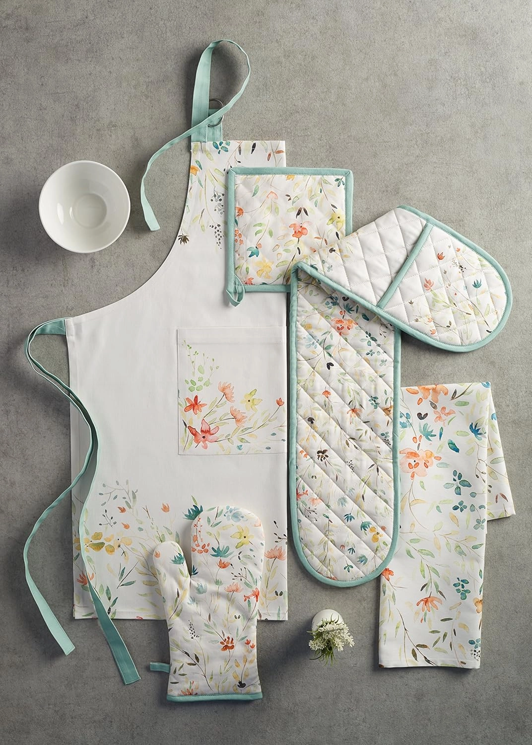 Maison d'Hermine Table Cloth Rectangle Table 100% Cotton 54 x 72 Inches Tablecloth Reusable Decorative Everyday Use for Dining Room, Farmhouse, Home, Party, Festive & Wedding Spring Summer - Colmar