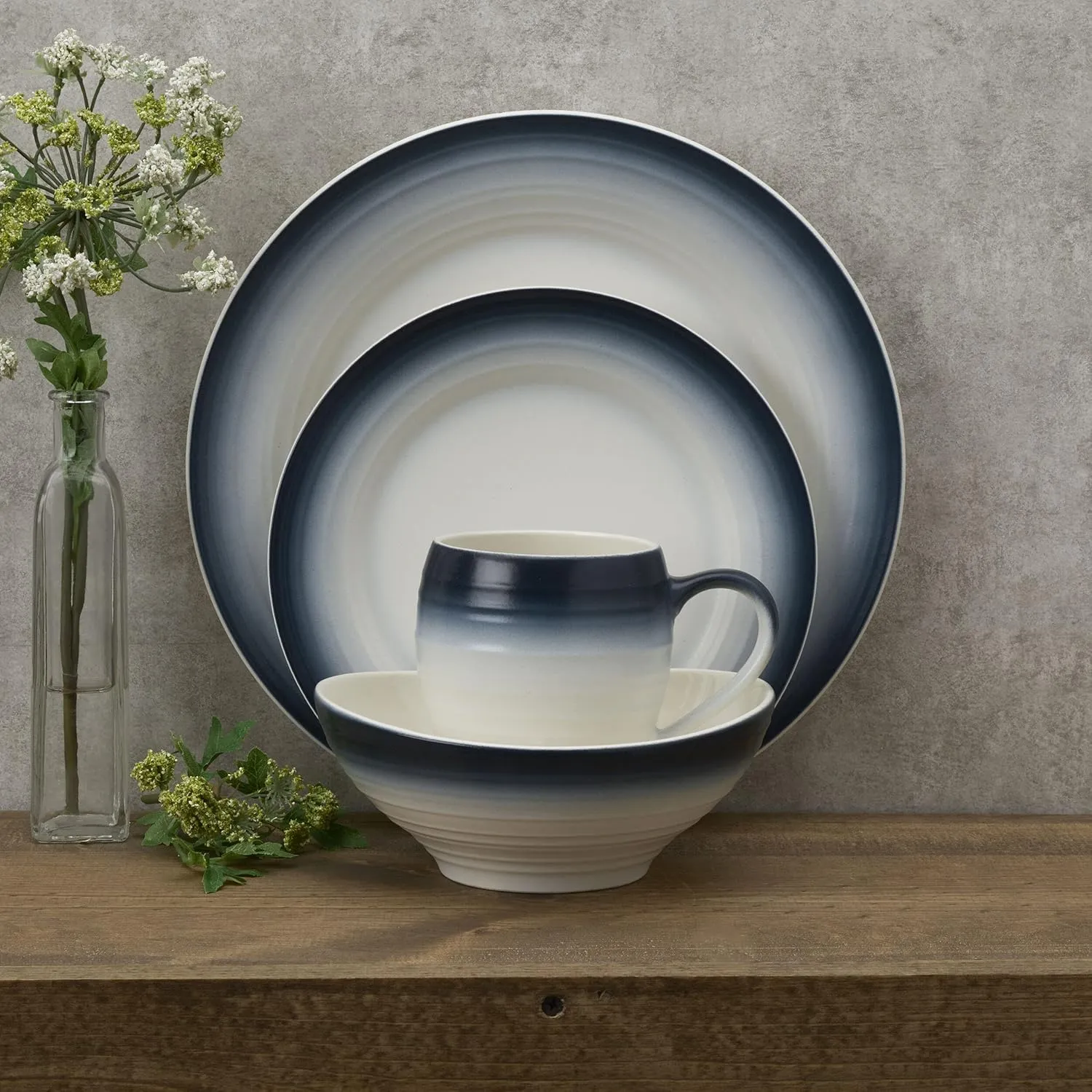 Mikasa Swirl 4-Piece Place Setting, Service for 1, Ombre Blue