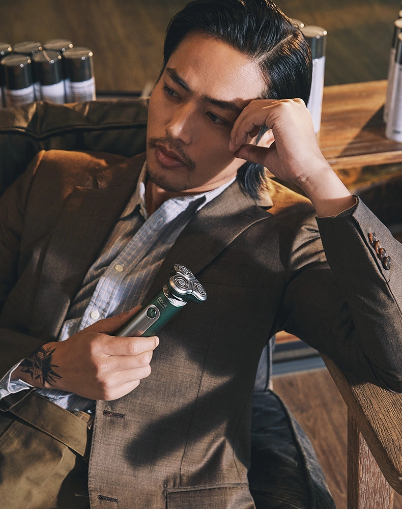 Rechargeable Electric Waterproof Shaver