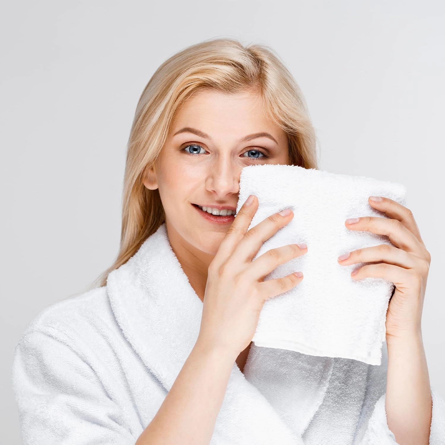 Regal Economy Washcloth 12x12, 24 Pack Absorbent Cotton Facecloth Lightweight Quick Dry White Terry Cleaning Face Towels for Bathroom Hotel Restaurant Kitchen Salon Spa Barber Shop Hair