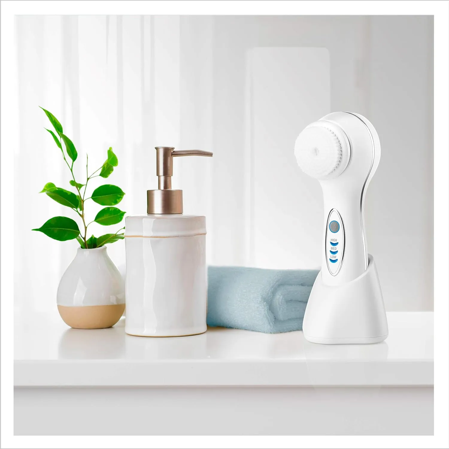 True Glow by Conair Facial Brush - Waterproof   Rechargeable