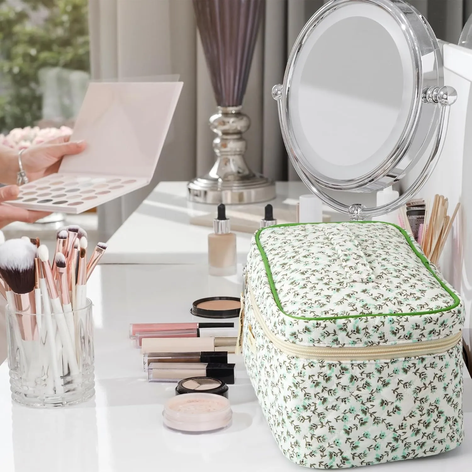 Zeyune 3 Pcs Quilted Makeup Bag Large Cotton Cosmetic Floral Makeup Bag Travel Toiletry Storage Aesthetic Cute Cosmetic Pouch with Zipper for Women Mom Birthday Gift Home Bathroom(Green Flowers)